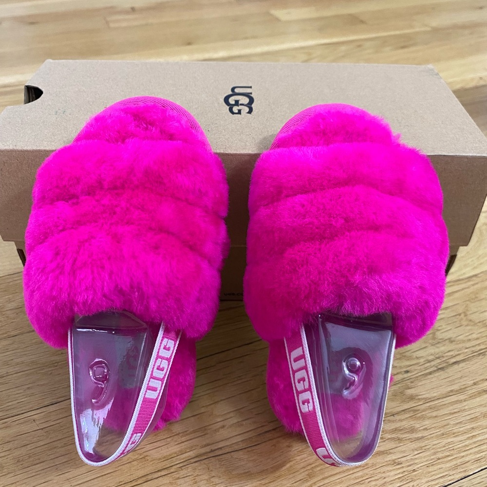 UGG Fluff Yeah Fuzzy Hot Pink Slippers- toddler size 8
